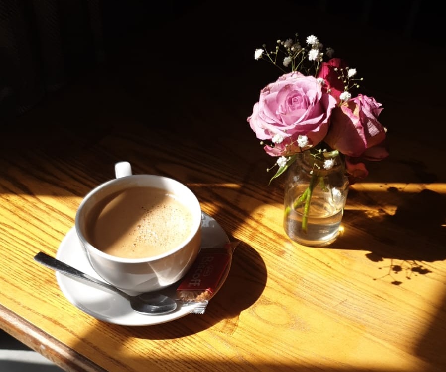 Lunch and coffee at The White Hart